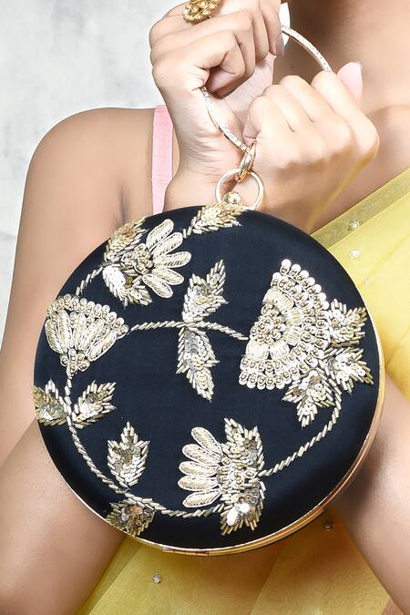 Buy The Tan Clan Black Sequin Rashida Round Embroidered Clutch Buy_The Tan Clan_Black Sequin Rashida Round Embroidered Clutch