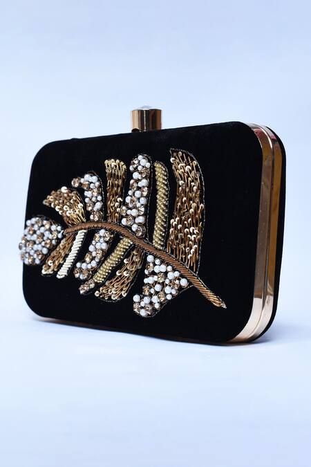 Buy_The Tan Clan_Black Embroidery Afrah Leaf Clutch _Online_at_Aza_Fashions