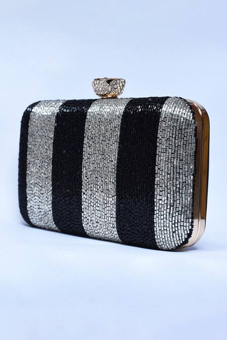 Buy_The Tan Clan_Black Embroidery Afshaan Hand Clutch _Online_at_Aza_Fashions