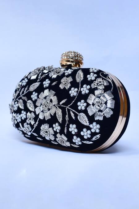 Buy_The Tan Clan_Blue Embroidery Baiza Flower Clutch _Online_at_Aza_Fashions