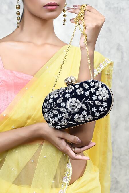 Buy The Tan Clan Blue Embroidery Baiza Flower Clutch Buy_The Tan Clan_Blue Embroidery Baiza Flower Clutch