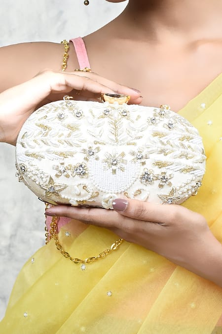 Buy The Tan Clan Gold Embroidery, Zari Elizah Floral Hand Clutch Buy_The Tan Clan_Gold Embroidery, Zari Elizah Floral Hand Clutch