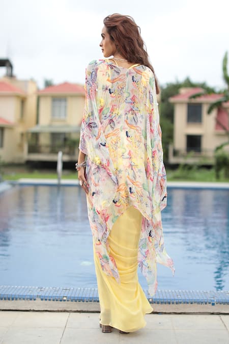 The Long Iland Plain Skirt Set With Sea Print Cape 