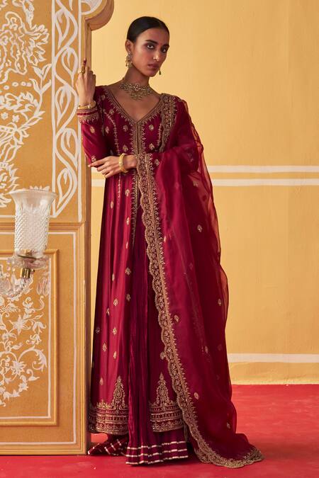 Jigar Mali Wine Organza, Chanderi Sequins, Beads, Cut Work, Jacket Anarkali Skirt Set Online at Aza Fashions Jigar Mali_Wine Organza, Chanderi Sequins, Beads, Cut Work, Jacket Anarkali Skirt Set _Online_at_Aza_Fashions