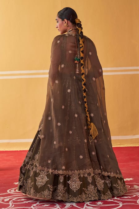 Shop Jigar Mali Green Chanderi, Organza Embroidery Hand Blouse Lehenga Set at Aza Fashions Shop_Jigar Mali_Green Chanderi, Organza Embroidery Hand Blouse Lehenga Set _at_Aza_Fashions