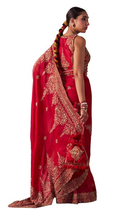 Shop Jigar Mali Red Silk Embroidery Scoop Neck Hand Saree With Blouse Shop_Jigar Mali_Red Silk Embroidery Scoop Neck Hand Saree With Blouse