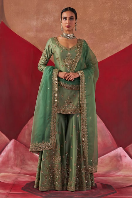 Jigar Mali Green Chanderi, Organza Embroidery V-neck Aari Kurta Sharara Set Online at Aza Fashions Jigar Mali_Green Chanderi, Organza Embroidery V-neck Aari Kurta Sharara Set _Online_at_Aza_Fashions