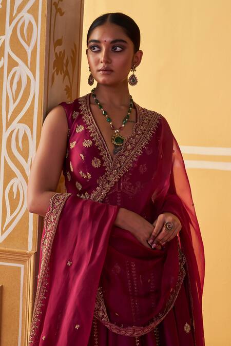 Buy Jigar Mali Wine Chanderi, Organza Embroidery Plunge Neck Aari Hand Anarkali Pant Set Buy_Jigar Mali_Wine Chanderi, Organza Embroidery Plunge Neck Aari Hand Anarkali Pant Set