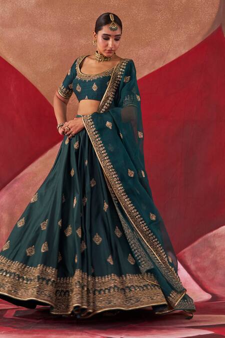Buy Jigar Mali Green Organza, Chanderi Embroidery Scoop Neck Aari Hand Work Lehenga Set Online at Aza Fashions Buy_Jigar Mali_Green Organza, Chanderi Embroidery Scoop Neck Aari Hand Work Lehenga Set _Online_at_Aza_Fashions