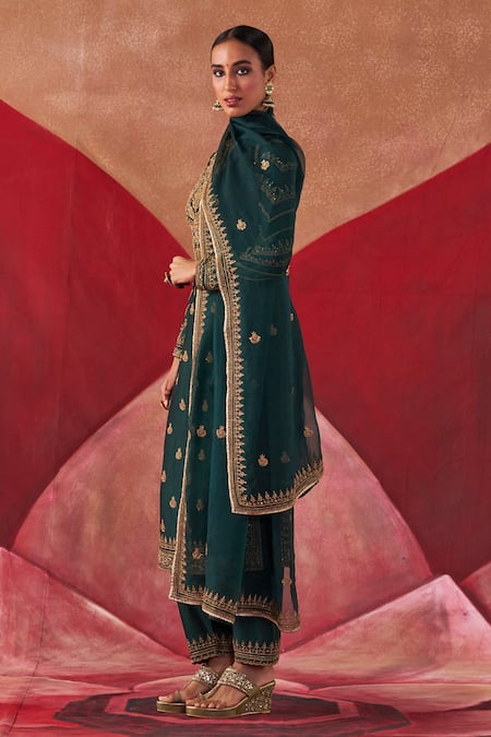 Shop_Jigar Mali_Green Chanderi, Organza Embroidery Scoop Neck Floral Butti Straight Kurta Set_Online_at_Aza_Fashions