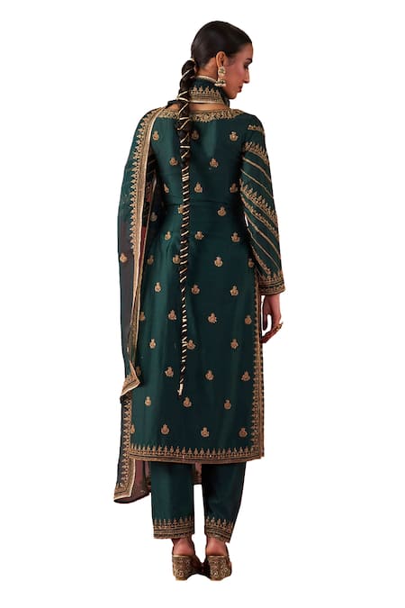 Shop_Jigar Mali_Green Chanderi, Organza Embroidery Scoop Neck Floral Butti Straight Kurta Set