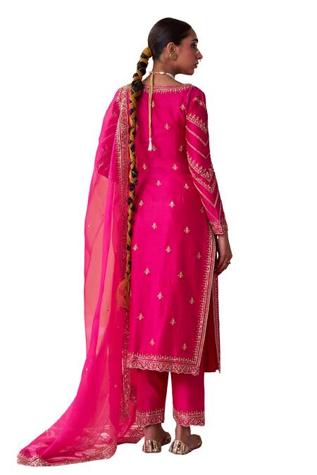 Shop_Jigar Mali_Pink Organza, Chanderi Sequins, Beads Scoop Neck Hand Embroidered Kurta Pant Set