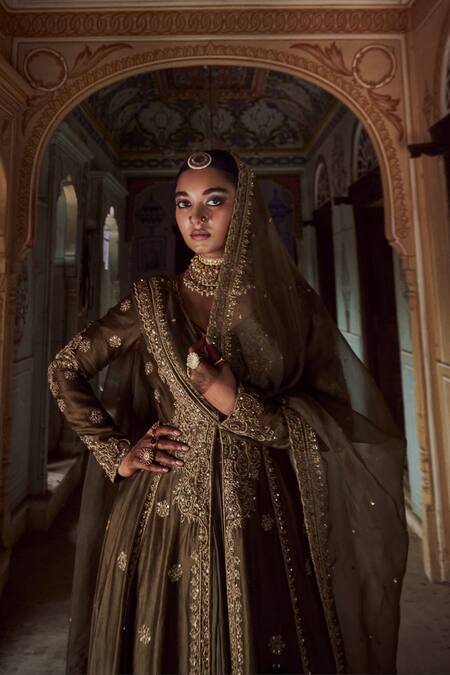 Jigar Mali Green Organza, Chanderi Beads, Embroidery, Sequins V-neck Jacket Anarkali Set at Aza Fashions Jigar Mali_Green Organza, Chanderi Beads, Embroidery, Sequins V-neck Jacket Anarkali Set _at_Aza_Fashions