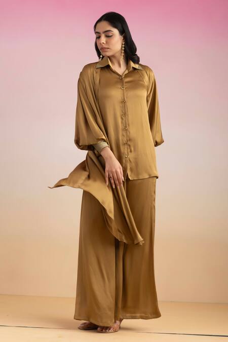 Shop Ajiesh Oberoi Gold Chiffon, Cotton Cut Work, Embroidery Open Neck, Kajal Cuff Shrug Pant Set Online at Aza Fashions Shop_Ajiesh Oberoi_Gold Chiffon, Cotton Cut Work, Embroidery Open Neck, Kajal Cuff Shrug Pant Set _Online_at_Aza_Fashions