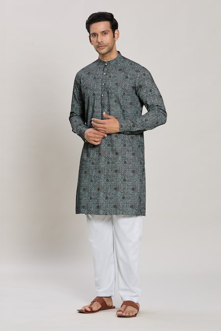 Arihant Rai Sinha Grey Cotton Geometric Print Kurta And Pant Set Online at Aza Fashions Arihant Rai Sinha_Grey Cotton Geometric Print Kurta And Pant Set_Online_at_Aza_Fashions