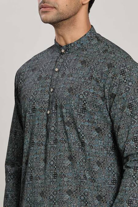 Shop Arihant Rai Sinha Grey Cotton Geometric Print Kurta And Pant Set Online at Aza Fashions Shop_Arihant Rai Sinha_Grey Cotton Geometric Print Kurta And Pant Set_Online_at_Aza_Fashions