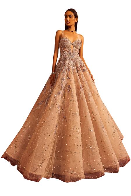 Dolly J Grey Tulle Pearls, Zari Plunge Neck Cluster Embroidered Gown Online at Aza Fashions Dolly J_Grey Tulle Pearls, Zari Plunge Neck Cluster Embroidered Gown _Online_at_Aza_Fashions
