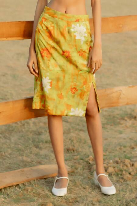 Buy Raasa Yellow Modal Print Bloom A-line Skirt Online at Aza Fashions Buy_Raasa_Yellow Modal Print Bloom A-line Skirt _Online_at_Aza_Fashions
