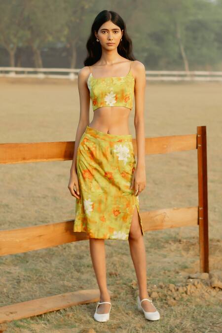 Buy Raasa Yellow Modal Print Bloom Square Neck Bustier Online at Aza Fashions Buy_Raasa_Yellow Modal Print Bloom Square Neck Bustier _Online_at_Aza_Fashions