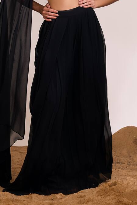 Divya Aggarwal Black Blouse Chanderi Silk Embellished 3d Floral Harmony And Draped Skirt Set Online at Aza Fashions Divya Aggarwal_Black Blouse Chanderi Silk Embellished 3d Floral Harmony And Draped Skirt Set _Online_at_Aza_Fashions