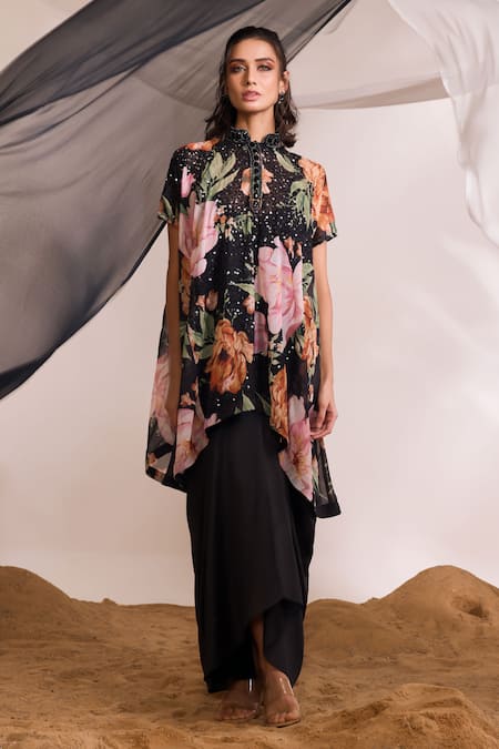 Divya Aggarwal Black Chiffon, Chanderi Silk Liana Floral Print Kurta And Draped Skirt Set Online at Aza Fashions Divya Aggarwal_Black Chiffon, Chanderi Silk Liana Floral Print Kurta And Draped Skirt Set _Online_at_Aza_Fashions