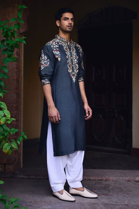 Ankit V Kapoor Grey Cotton, Silk Embroidery Asirgarh Floral Kurta And Salwar Set Online at Aza Fashions Ankit V Kapoor_Grey Cotton, Silk Embroidery Asirgarh Floral Kurta And Salwar Set _Online_at_Aza_Fashions