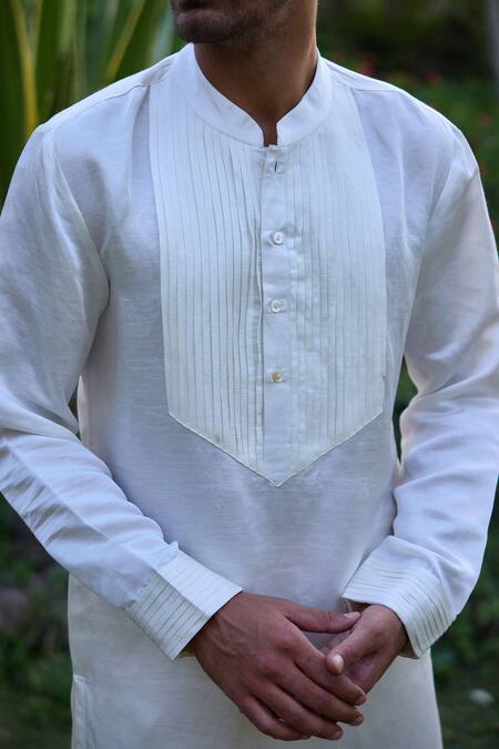 Ankit V Kapoor_Orange Viscose, Silk, Linen Embroidery, Beads Floral Thread Bundi Kurta Set_Online_at_Aza_Fashions