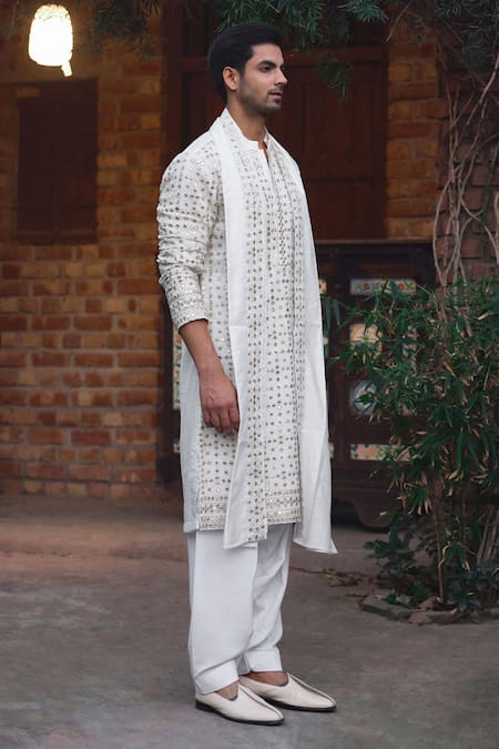 Shop_Ankit V Kapoor_Ivory Georgette, Cotton, Viscose Mirrors, Rahat And Thread Kurta Salwar Set _Online_at_Aza_Fashions