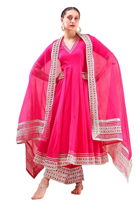 Buy_Pomcha Jaipur_Pink Organza, Cotton Gota Patti V-neck Border Embellished Anarkali Set _Online_at_Aza_Fashions
