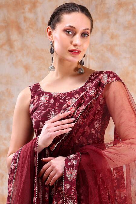 Pomcha Jaipur_Maroon Cotton, Organza Gota Patti, Embroidery Square Floral Print Anarkali Set _at_Aza_Fashions