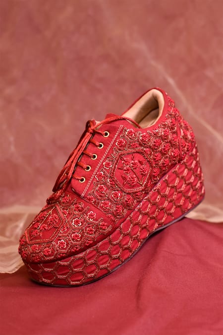 AROUND ALWAYS Red Zari Beeba Embroidered Sneakers