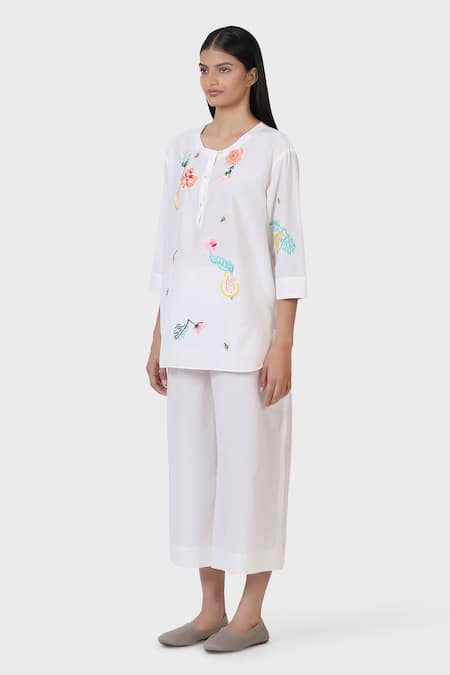 Buy_Laite_White Silk, Cotton Embroidery Round Pear Garden Threadwork Short Kurta With Pant _Online_at_Aza_Fashions
