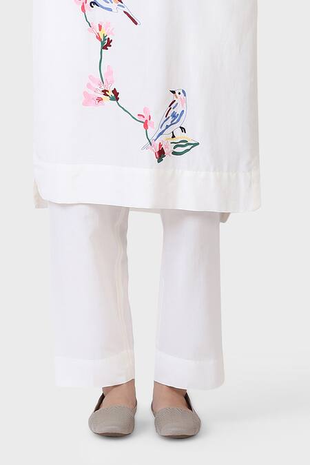 Laite_White Silk, Cotton Embroidery V-neck Robin Garden Kurta With Pant _Online_at_Aza_Fashions