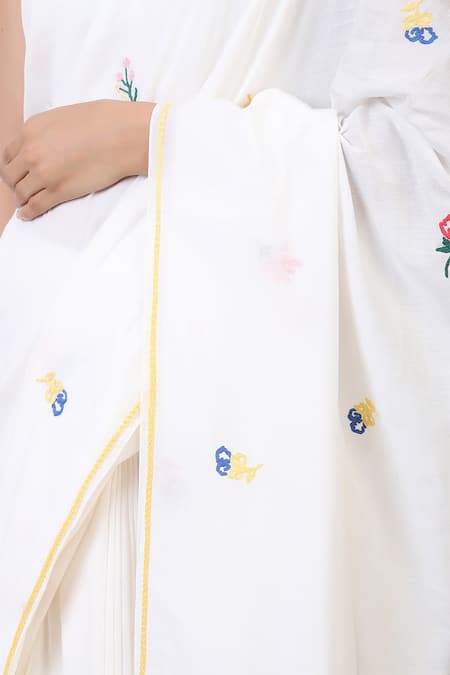 Buy_Laite_White Cotton, Silk Embroidery Lake Garden Blossom Saree _Online_at_Aza_Fashions