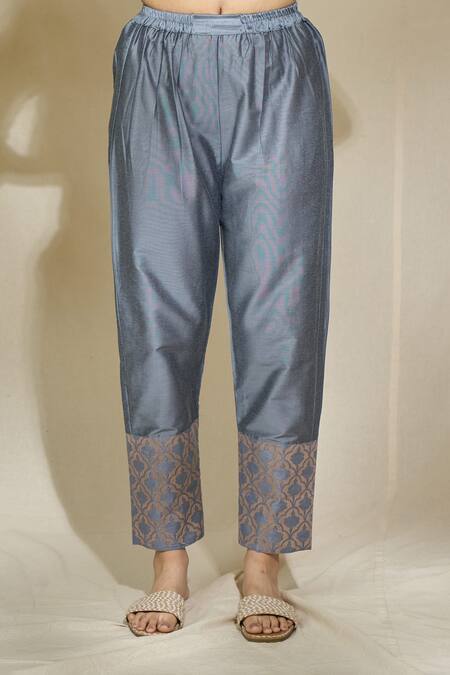 Buy The Home Affair Grey Chanderi Cotton Embroidery Shawl Neck Jaal Print Short Kurta Pant Set Online at Aza Fashions Buy_The Home Affair_Grey Chanderi Cotton Embroidery Shawl Neck Jaal Print Short Kurta Pant Set _Online_at_Aza_Fashions