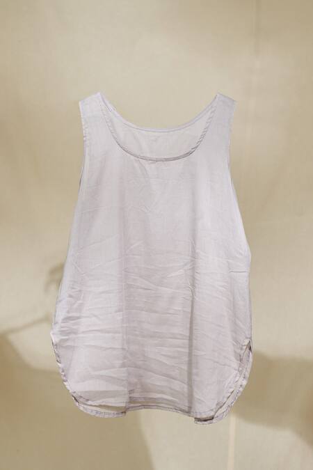 The Home Affair Grey Chanderi Cotton Embroidery Shawl Neck Jaal Print Short Kurta Pant Set at Aza Fashions The Home Affair_Grey Chanderi Cotton Embroidery Shawl Neck Jaal Print Short Kurta Pant Set _at_Aza_Fashions