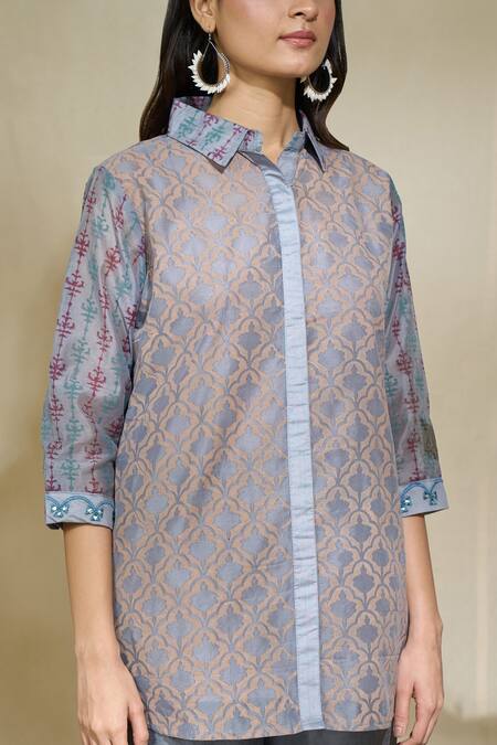 Shop The Home Affair Grey Chanderi Cotton Embroidery Shawl Neck Jaal Print Short Kurta Pant Set Shop_The Home Affair_Grey Chanderi Cotton Embroidery Shawl Neck Jaal Print Short Kurta Pant Set