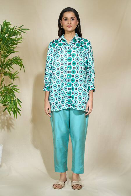 The Home Affair Blue Cambric Muslin Cotton Printed Retro Floral Shirt Collar With Pant Online at Aza Fashions The Home Affair_Blue Cambric Muslin Cotton Printed Retro Floral Shirt Collar With Pant _Online_at_Aza_Fashions