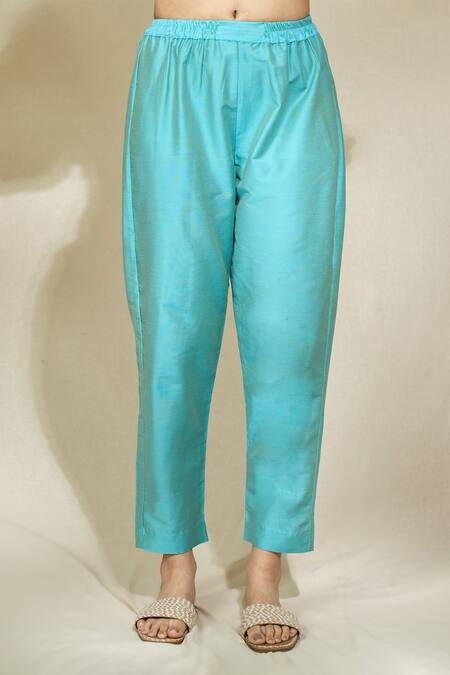 The Home Affair Blue Cotton Retro Print Cape Kurta With Pant Online at Aza Fashions The Home Affair_Blue Cotton Retro Print Cape Kurta With Pant _Online_at_Aza_Fashions