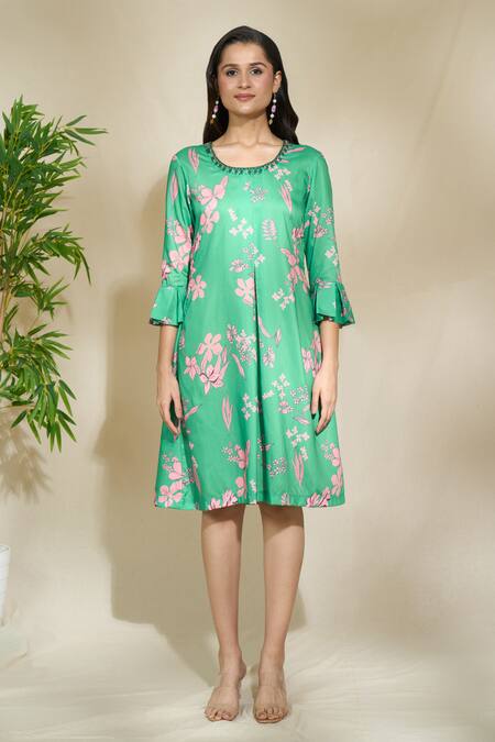 The Home Affair Green Cambric Muslin Cotton Printed Floral Round Dress at Aza Fashions The Home Affair_Green Cambric Muslin Cotton Printed Floral Round Dress _at_Aza_Fashions