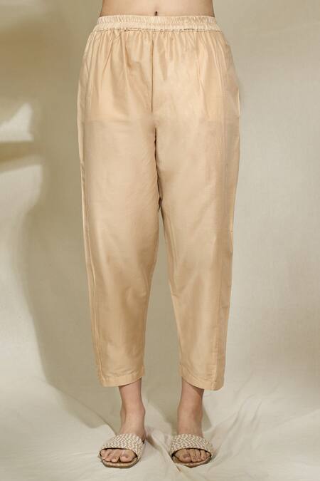 The Home Affair Peach Cotton, Muslin Beads, Embroidery Round Neck Foliage Print Tunic With Pant at Aza Fashions The Home Affair_Peach Cotton, Muslin Beads, Embroidery Round Neck Foliage Print Tunic With Pant _at_Aza_Fashions