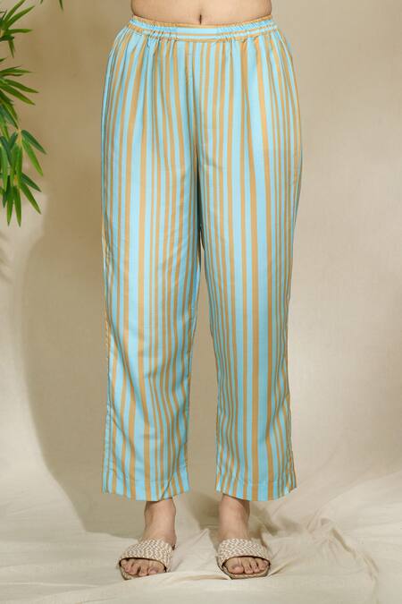 The Home Affair Yellow Cotton V-neck Foliage Print Kurta With Pant at Aza Fashions The Home Affair_Yellow Cotton V-neck Foliage Print Kurta With Pant _at_Aza_Fashions