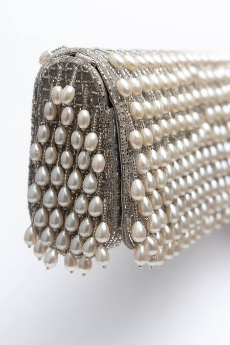 Buy Nayaab By Sonia Silver Crystals, Pearls Mini Kasse Midnight Sparkle Clutch Buy_Nayaab By Sonia_Silver Crystals, Pearls Mini Kasse Midnight Sparkle Clutch