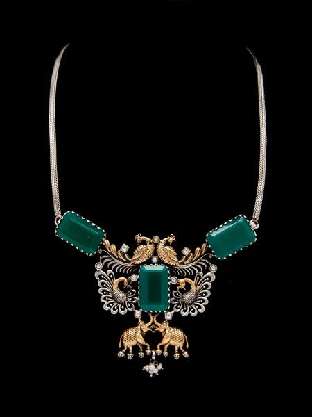 Neeta Boochra Green Wildlife Fusion Onyx Studded Carved Pendant Necklace at Aza Fashions Neeta Boochra_Green Wildlife Fusion Onyx Studded Carved Pendant Necklace _at_Aza_Fashions