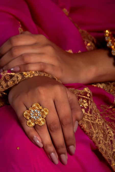 Neeta Boochra_Gold Plated Kundan Floral Studded Ring _at_Aza_Fashions