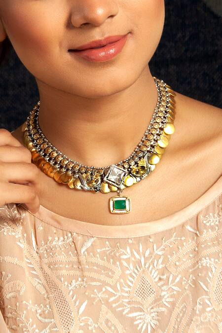 Shop_Neeta Boochra_Gold Plated Verdant Harmony Gemstone Embellished Pendant Choker 