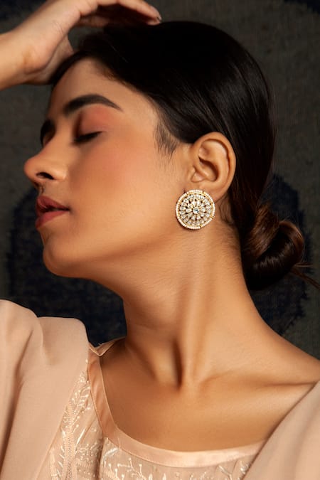 Neeta Boochra Kundan & Pearl Embellished Studs 