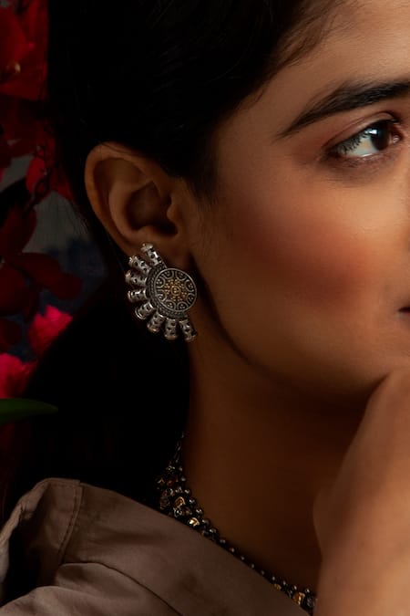 Neeta Boochra_Gold Plated Carved Fan Studs _Online_at_Aza_Fashions