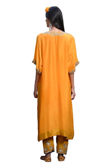 Buy_Mint Blush_Yellow Organza, Silk Sequins, Beads V-neck Floral Embroidered Kurta Salwar Set 