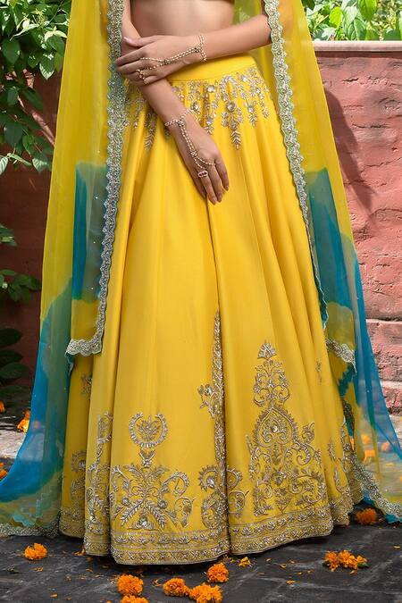 Shop_Mint Blush_Yellow Organza, Chanderi Silk Sequins, Floral Swirl Embroidered Lehenga Set _Online_at_Aza_Fashions